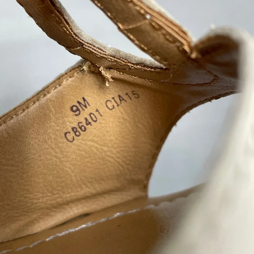Boc Born Concept Cream Leather Cork Wedge Sandals‎ Women's Size 9